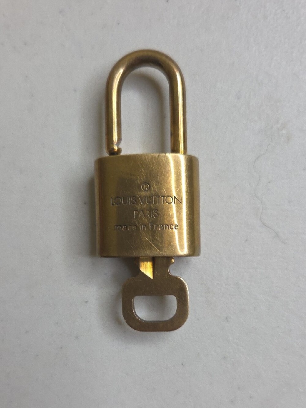 Louis Vuitton #306 Gold-tone Padlock Key Charm - Picture 3 of 3
